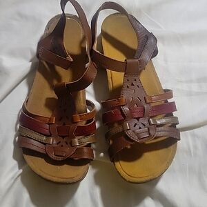 Women's sandals earth origins by earth shoes Slippers size 9.5 M